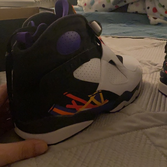 Three peat Jordan 8s [Like new, worn once] - Picture 7 of 11